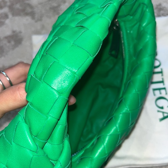 Bottega Veneta Mini Jodie in Parakeet Green - Picture 6 of 13